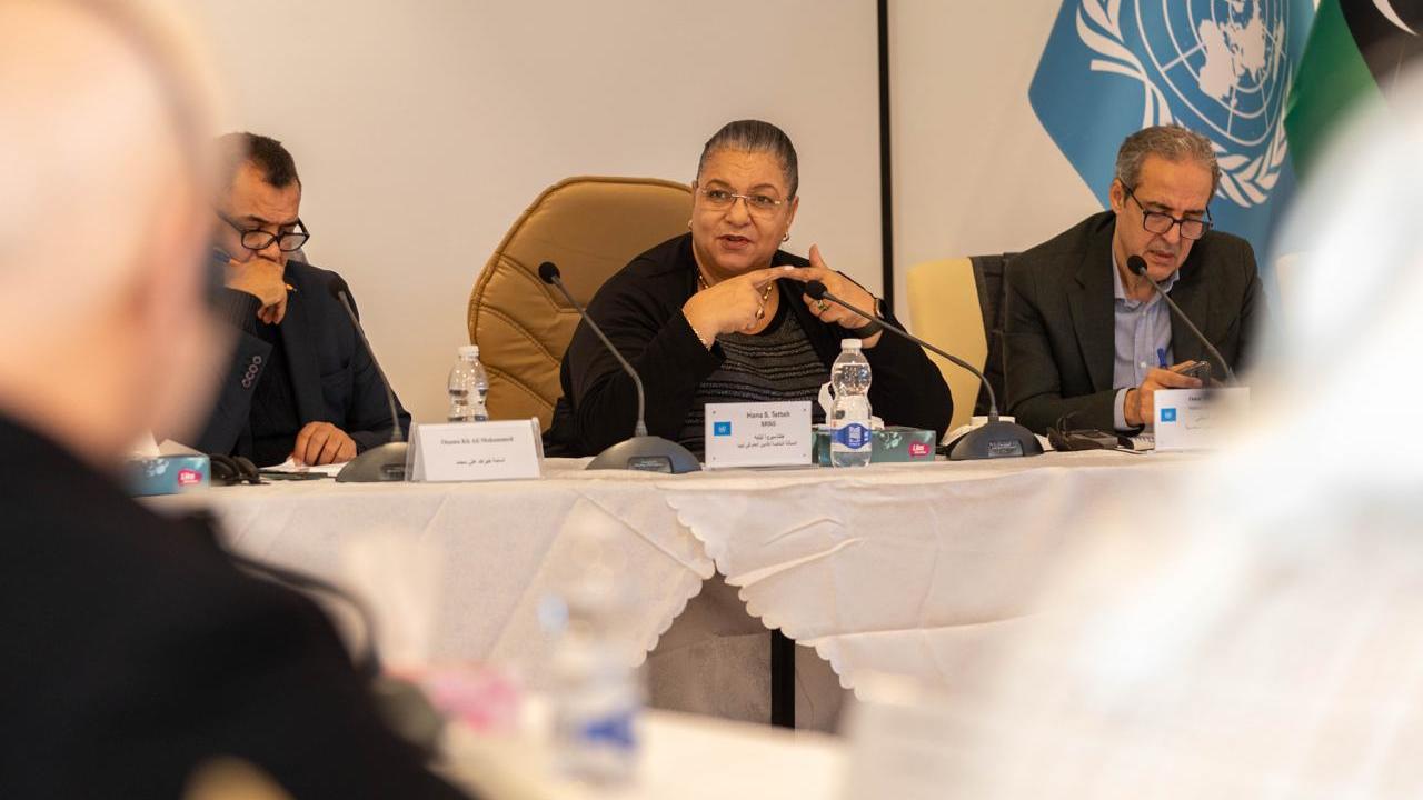 Deliberations among members of the Governance track in the Structured Dialogue