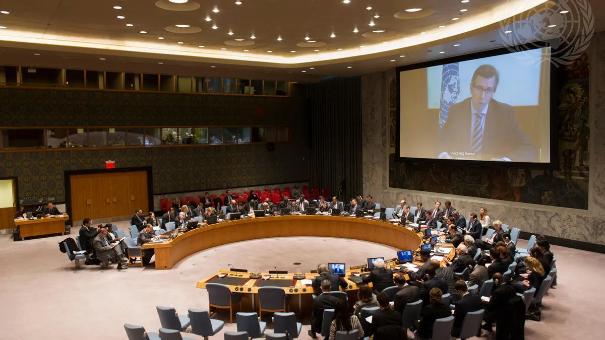 A wide view of the Security Council Chamber as Bernardino Léon (shown on screen), Special Representative of the Secretary-General and Head of the UN Support Mission in Libya (UNSMIL), briefs the Council via video conference on the situation in that country.